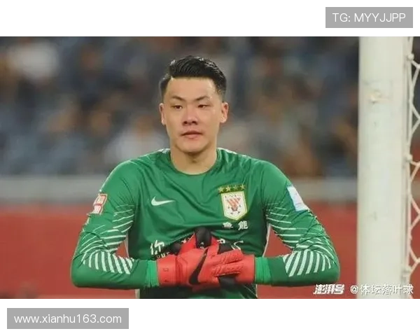 亚冠赛场上亚洲足球先生闪耀全场荣誉加身 引领球队再创辉煌