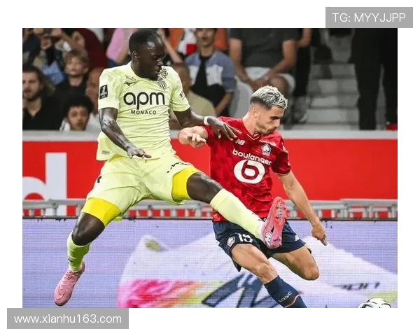 天下足球聚焦吉鲁关键进球助里尔力克摩纳哥一场宝贵胜利的精彩对决